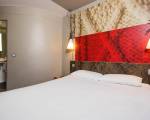 Room image #12 at Ibis London Excel Docklands
