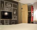 Room image #1 at Ibis London Excel Docklands